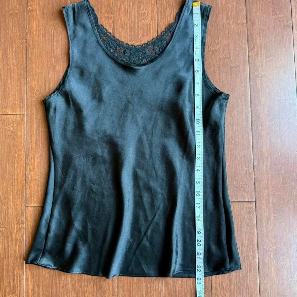 Black Lace Trim‎ Tank